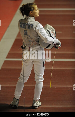 Turin, Italien. 22. März 2014. GOLUBYTSKYI Carolin Deutschland warten auf die Aktion während Frauen Fechten Folie-WM. Bildnachweis: Aktion Plus Sport/Alamy Live-Nachrichten Stockfoto