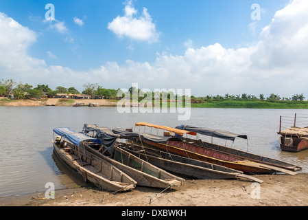 Überquerung des Flusses am Fluss Magdalena in Kolumbien auf dem Weg zu der historischen Stadt Mompox Stockfoto