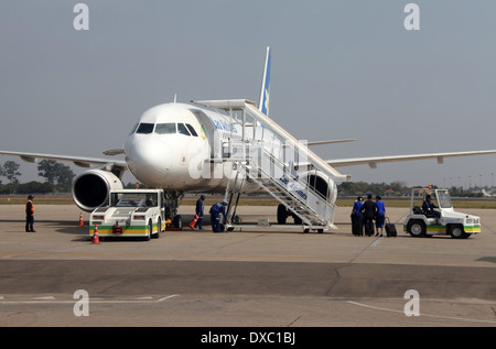 Lao Airlines Flugzeug am internationalen Flughafen in Vientiane Wattay Stockfoto