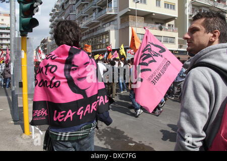 Latina, Italien. 22. März 2014.  Libera Day von Erinnerung und Verpflichtung zum Gedenken an alle Opfer der Mafia, Latina, Italien. © Gari Wyn Williams / Alamy Live News Stockfoto