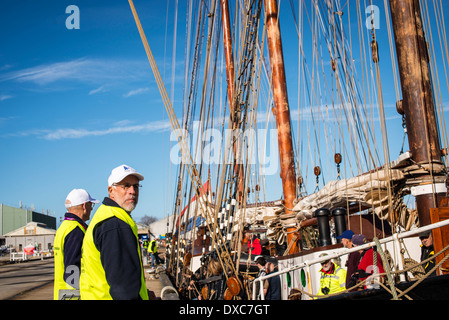 Großsegler am Williamstown anlegen Stockfoto