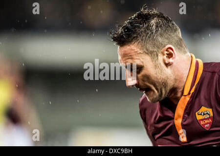 Verona, Italien. 22. März 2014. Francesco Totti (Roma) Fußball: Italienische "Serie A" match zwischen Chievo Verona 0-2 Roma Stadium Marc'Antonio Bentegodi in Verona, Italien. © Maurizio Borsari/AFLO/Alamy Live-Nachrichten Stockfoto