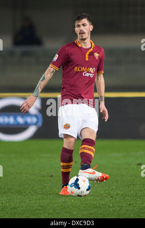 Verona, Italien. 22. März 2014. Alessio Romagnoli (Roma) Fußball: Italienische "Serie A" match zwischen Chievo Verona 0-2 Roma Stadium Marc'Antonio Bentegodi in Verona, Italien. © Maurizio Borsari/AFLO/Alamy Live-Nachrichten Stockfoto