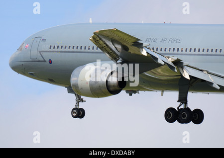 Lockheed TriStar Jet Flugzeug, ein Luft-Luft-Tanker und Transportflugzeug im Dienst der Royal Air Force (RAF).2014 zurückgezogen. ZE706 auf der Flugschau Stockfoto