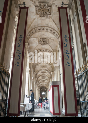 Le Café Marly im Louvre, Paris Frankreich Stockfoto