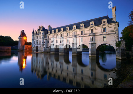 Chateau de Chenonceau entworfen von französische Architekt Philibert De L'Orme 1555 durch den Fluss Zeichen Loire Tal Chenonceau Span Stockfoto