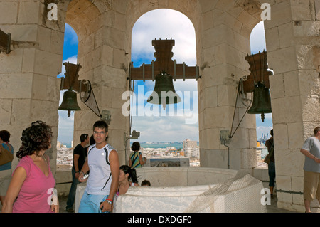 Dom - West-Turm, Glockenturm des 18. Jahrhunderts, Cádiz, Region Andalusien, Spanien, Europa Stockfoto