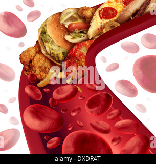 Cholesterin verstopften Arterie medizinisches Konzept mit einem menschlichen Blutgefäß, das durch ungesunde Lebensmittel wie Hamburger und frittierten Lebensmitteln als Gesundheit Risiko Metapher für Diät und Ernährung Probleme wie Essen Fett verstopft ist. Stockfoto