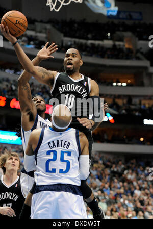 Dallas, Texas, USA. 23. März 2014. 23. März 2014: Brooklyn Nets Marcus Thornton #10 bei einem NBA-Spiel zwischen der Brooklyn Nets zu schützen und den Dallas Mavericks das American Airlines Center in Dallas, TX Brooklyn besiegte Dallas 107-104 Credit: Cal Sport Media/Alamy Live News Stockfoto