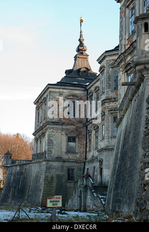 Alte Burgruine in der Podhorce, Ukraine Stockfoto