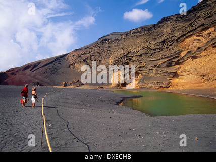Los Clicos Lagune. El Golfo, Lanzarote Insel, Kanarische Inseln, Spanien. Stockfoto