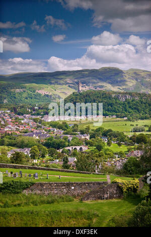 Blick in Richtung der Orseille Hügel und Wallace Monument von Stirling Castle, Stadt von Stirling. Stockfoto