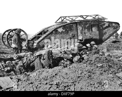 MARK 1 britische "Männlich" TANK, 26. September 1916. Siehe Beschreibung unten Stockfoto