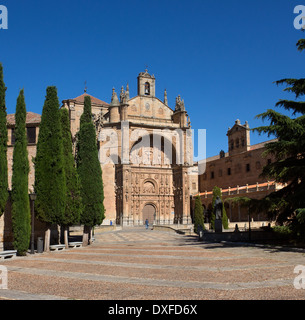 Das 16. Jahrhundert Kirche Iglesia-Convento de San Esteban in der Stadt Salamanca in der Region Castila y Leon Spanien Stockfoto