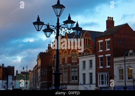 Markt Platz, breite Bargate, Boston, Lincolnshire, England bei Sonnenuntergang Stockfoto