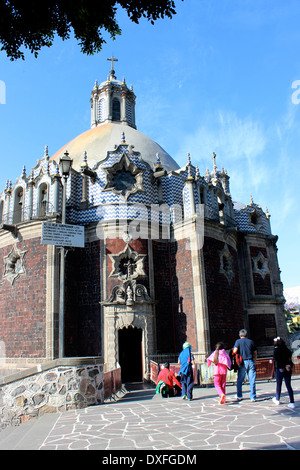 Die Templo del Pocito auf dem Gelände des Basilica de Guadalupe, Mexiko-Stadt, Mexiko Stockfoto