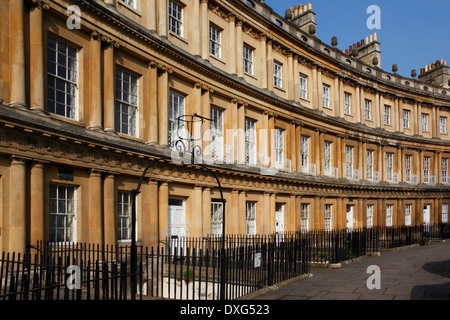 Der Zirkus-Halbmond in der Stadt Bath im Südwesten Englands. Stockfoto