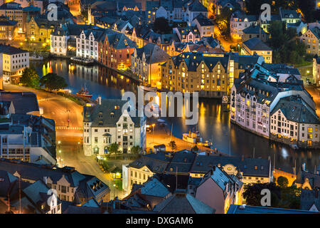 Zentrum von Ålesund aus Aksla hill, Ålesund, mehr Og Romsdal, Westnorwegen, Norwegen Stockfoto