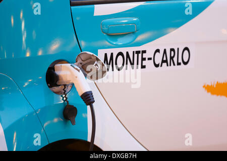 Stecker eines Elektroautos, Rallye Monte-Carlo des Energies Nouvelles in 2014, Fürstentum Monaco Stockfoto