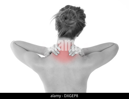 Junge Frau, die Nacken und Trapezius Ache, isoliert auf weiss Stockfoto