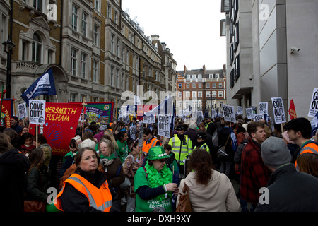 Lehrer streikten aus Protest gegen Kürzungen der Regierung ihre Renten. Stockfoto