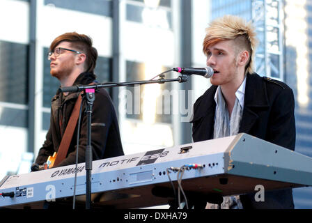 Colton Dixon führt bei The BMO Harris Bank Magnificent Mile Lights Festival Chicago, Illinois - 17.11.12 wo: Chicago, IL W Stockfoto