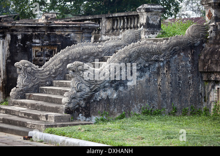 Stein-Treppe auf dem Gelände der Zitadelle (Kaiserstadt) Hue Stockfoto