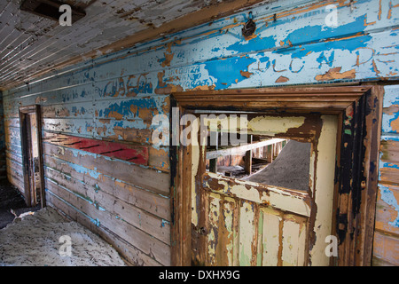 Der alte Bahnhof der British Antarctic Survey auf Deception Island in Süd-Shetland-Inseln vor der antarktischen Halbinsel Stockfoto