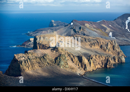 Deception Island in Süd-Shetland-Inseln vor der antarktischen Halbinsel ist eine aktive vulkanische Caldera. Stockfoto