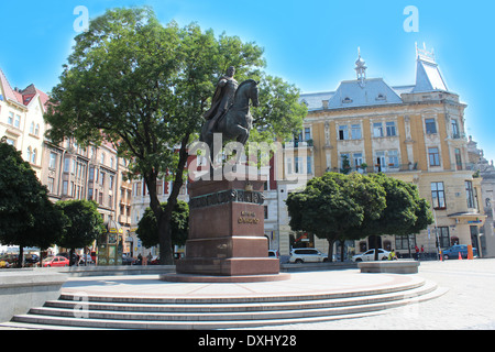 Denkmal von Daniel von Galizien sitzt auf Pferd in Lvov Stadt Stockfoto