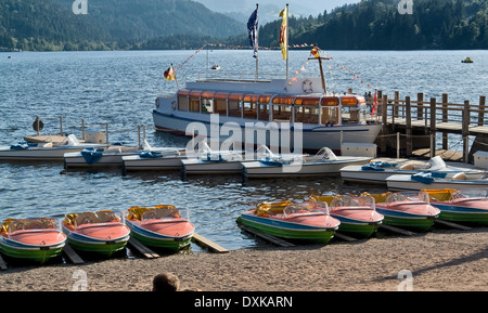 Landschaft rund um den Titisee, ein See im Schwarzwald (Süddeutschland) Stockfoto