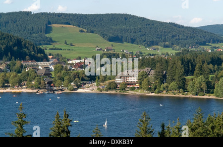 Landschaft rund um den Titisee, ein See im Schwarzwald (Süddeutschland) Stockfoto