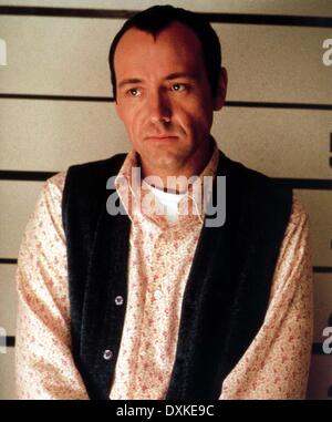 DIE ÜBLICHEN VERDÄCHTIGEN (US1995) L-R, KEVIN SPACEY DIE ÜBLICHEN SUSP Stockfoto