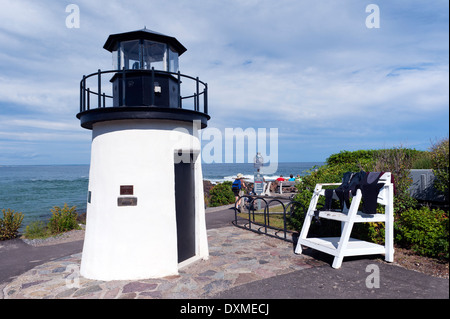 Marginaler Weise Leuchtturm, Ogunquit, Maine, USA. Stockfoto