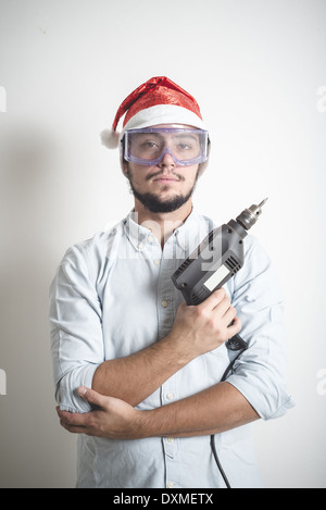 Bricolage Weihnachten stilvoll Jüngling auf weißem Hintergrund Stockfoto