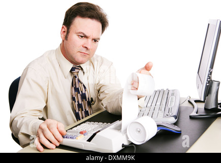 Buchhalter arbeiten an Finanzen und ernst. Weißen Hintergrund. Stockfoto