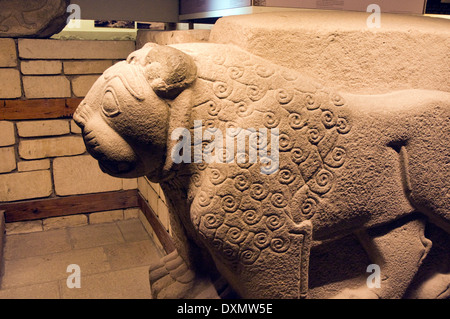 Asien, Türkei, Ankara, Museum der Anatolyan Zivilisationen, Orthostat Kalkstein der Neo-Hethiter, Löwenstatue Stockfoto