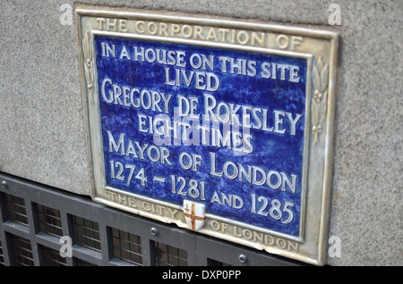 Blaue Plakette, die Kennzeichnung der Website von der ehemaligen Heimat von Gregory De Rokesley, ein ehemaliger Bürgermeister von London, 72 Lombard Street, London, UK Stockfoto