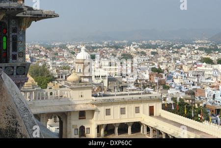 Aerial Stadtansicht von Udaipur, eine Stadt in Rajasthan, Indien Stockfoto