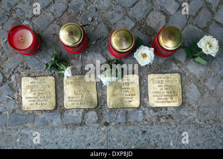 Berlin, Deutschland, Stolpersteine in den Weg Muenchener Stockfoto