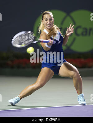 Key Biscayne, Florida, USA. 27. März 2014. Key Biscayne - 27 März: DOMINIKA CIBULKOVA (SVK) in Aktion hier verliert 57, 62, 36 bis Li Na(CHN) während ihrer Semi-Final match bei den 2014 Sony Open Tennisturnier. (Fotos von Andrew Patron) © Andrew Patron/ZUMAPRESS.com/Alamy Live-Nachrichten Stockfoto