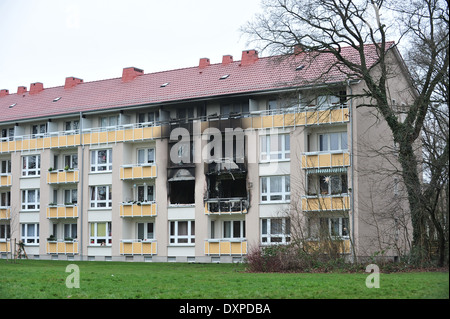 Oldenburg, Deutschland, ausgebrannte Wohnungen in einem Mehrfamilienhaus Stockfoto