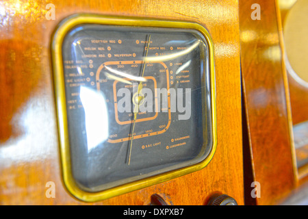 Antike Radios im Hoswick Besucher Museum Shetland Scotland Stockfoto