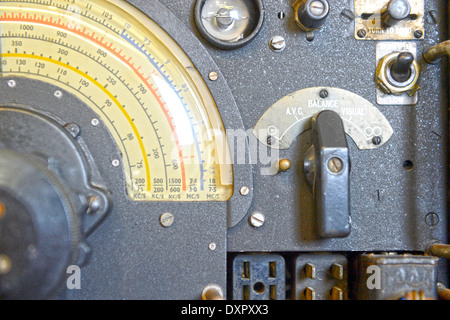 Antike Radios im Hoswick Besucher Museum Shetland Scotland Stockfoto