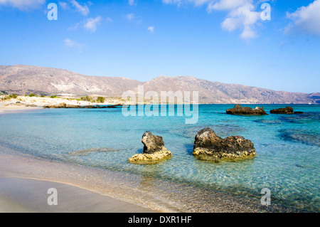 Elafonisi oder Elafonissi, "Deer Island" in griechischer Sprache, einer der schönsten Strände von Kreta Stockfoto