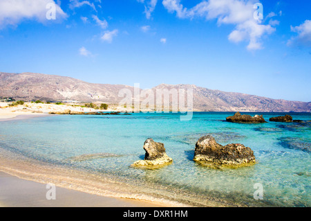 Elafonisi oder Elafonissi, "Deer Island" in griechischer Sprache, einer der schönsten Strände von Kreta Stockfoto