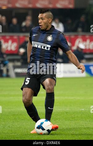 Mailand, Italien. 27. März 2014. Juan Jesus (Inter) Fußball: Italienische "Serie A" match zwischen Inter Mailand 0-0 Udinese im Stadio Giuseppe Meazza in Mailand, Italien. © Enrico Calderoni/AFLO SPORT/Alamy Live-Nachrichten Stockfoto