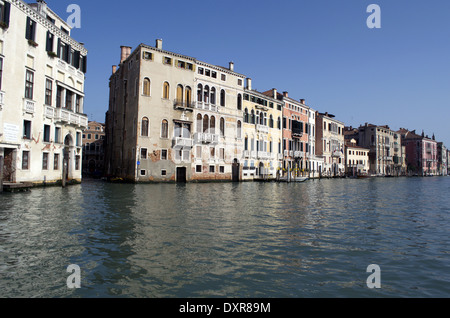 Gebäude und Häuser an der Grand Kanal in Venedig Stockfoto