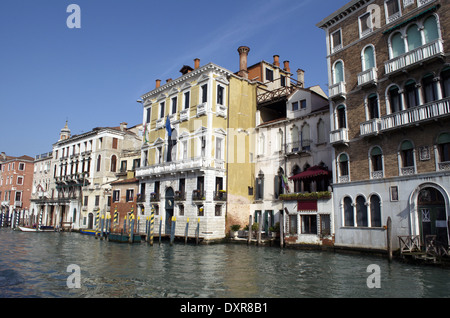 Gebäude und Häuser an der Grand Kanal in Venedig Stockfoto