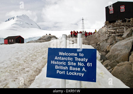 Pinguin-Post-Office, Port Lockroy, in der Nähe von der antarktischen Halbinsel, häufigen Stillstand für Antarktis Touristen auf Tourismus-Kreuzfahrtschiff. Stockfoto